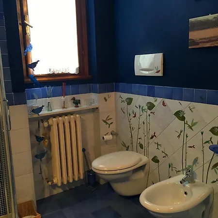 Il Pianerottolo Apartment *