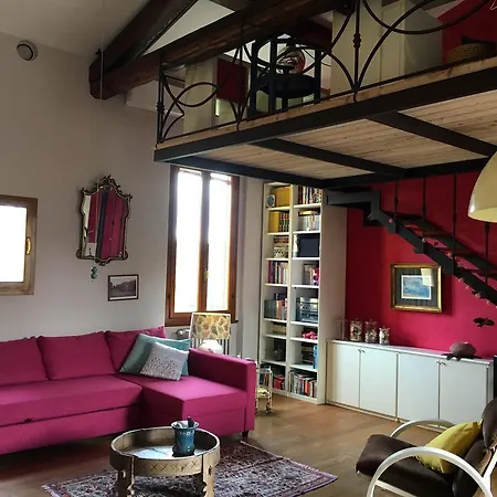 Apartment Il Pianerottolo *