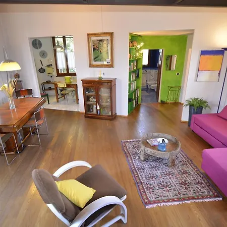 Il Pianerottolo Apartment